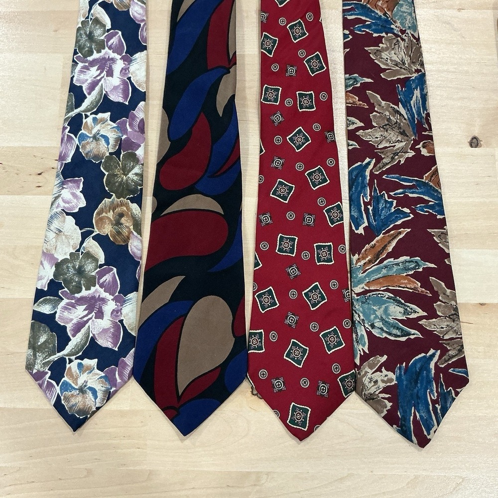 Lot Of 4 Vintage Kuppenheimer Silk Ties Floral Artsy USA Italy Italian Fabric